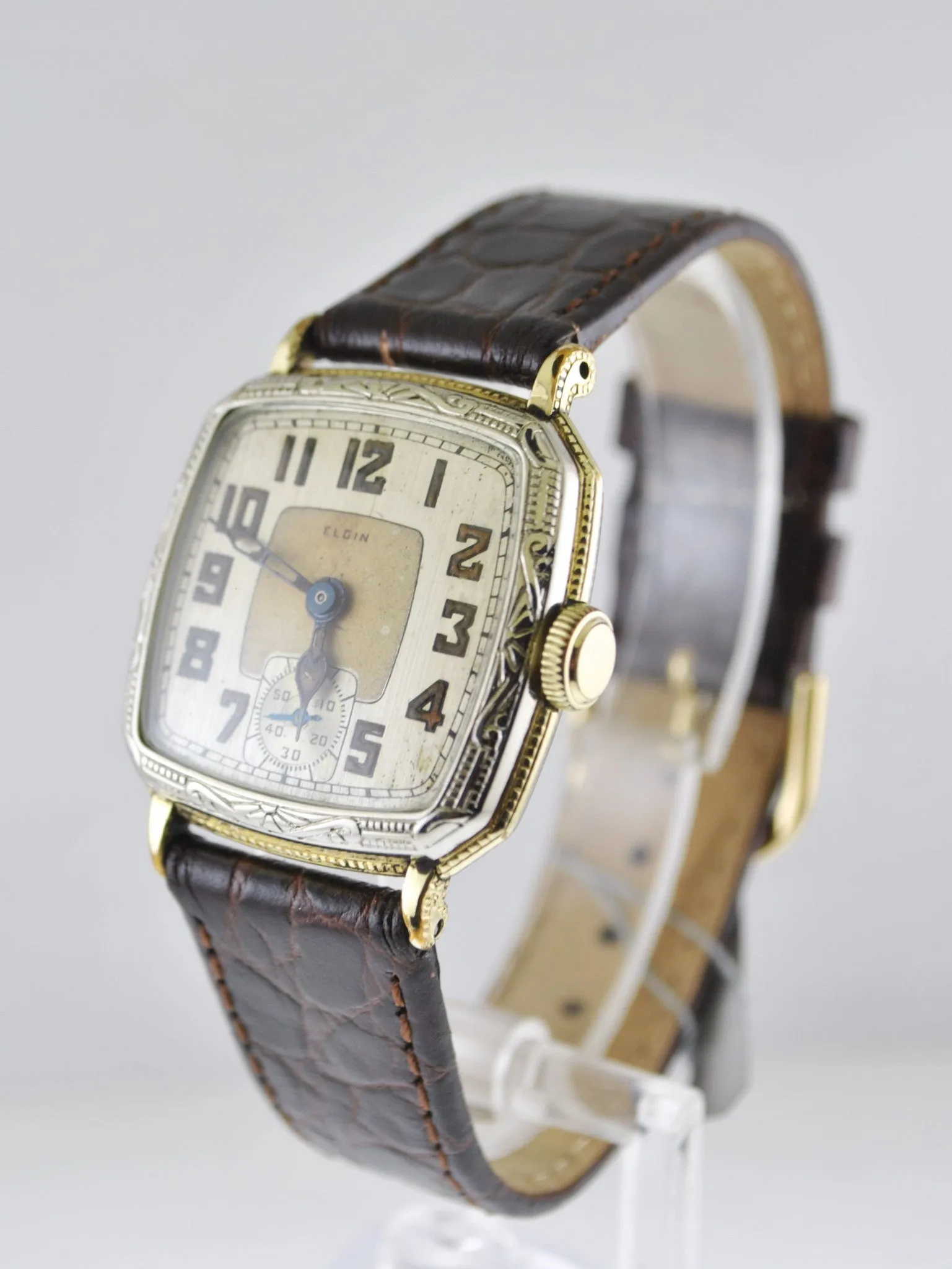 1930s Elgin Vintage Art-Deco Men's Wristwatch in Two Tone - $4K VALUE