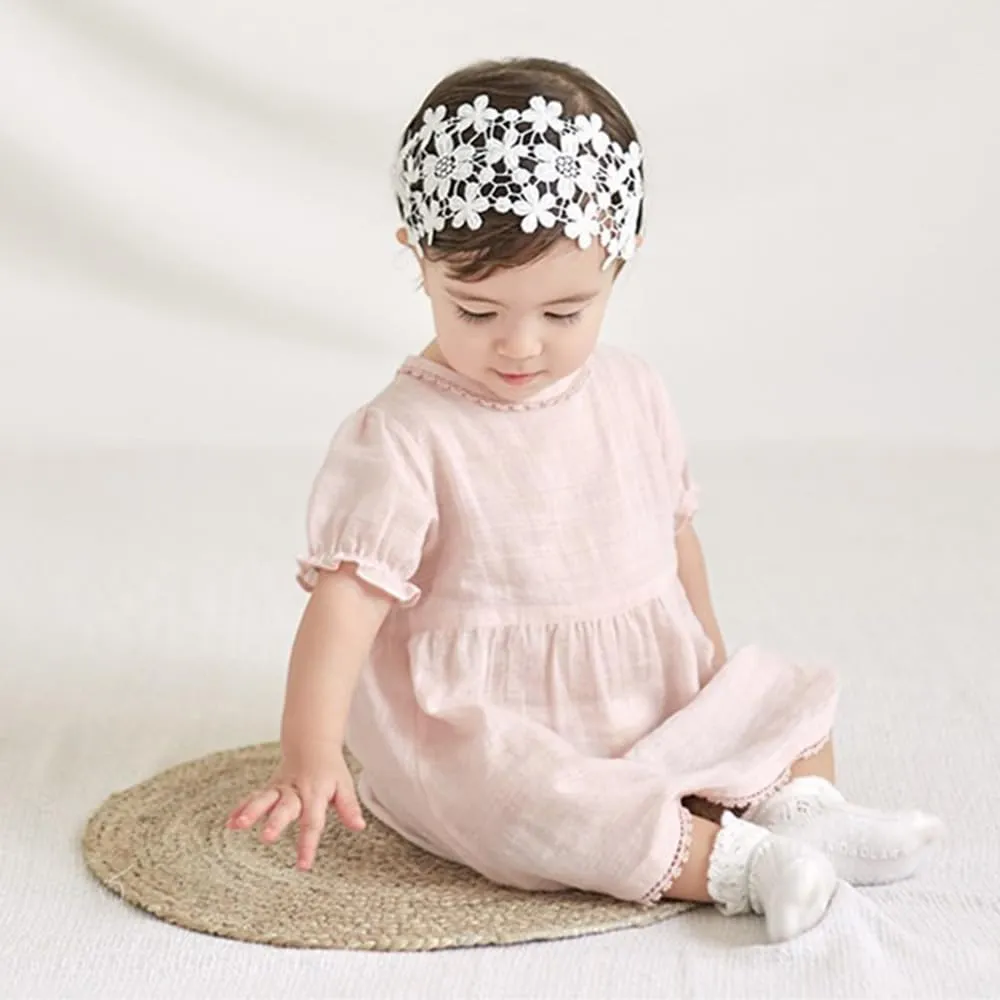 Floral Lace Hair Bow for Baby Girls Soft Stretch Headband for Newborns to Toddlers Baby Shower Birthday Hair Band 0-36 Months (White, Free)