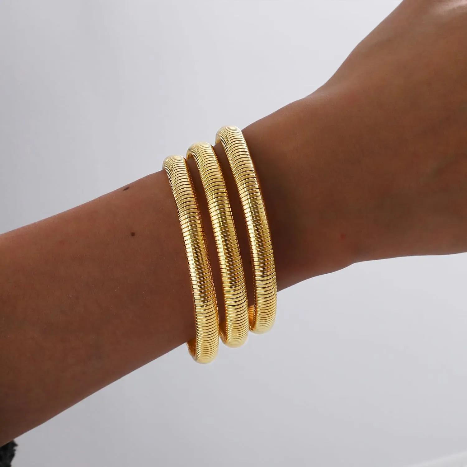 Gold Bracelets for Women, Gold Bangles for Women Chunky Bangle Bracelets for Women Bracelets Stack Tarnish Free Gold Jewelry Set of 3 for Women Accessories for Her Gifts