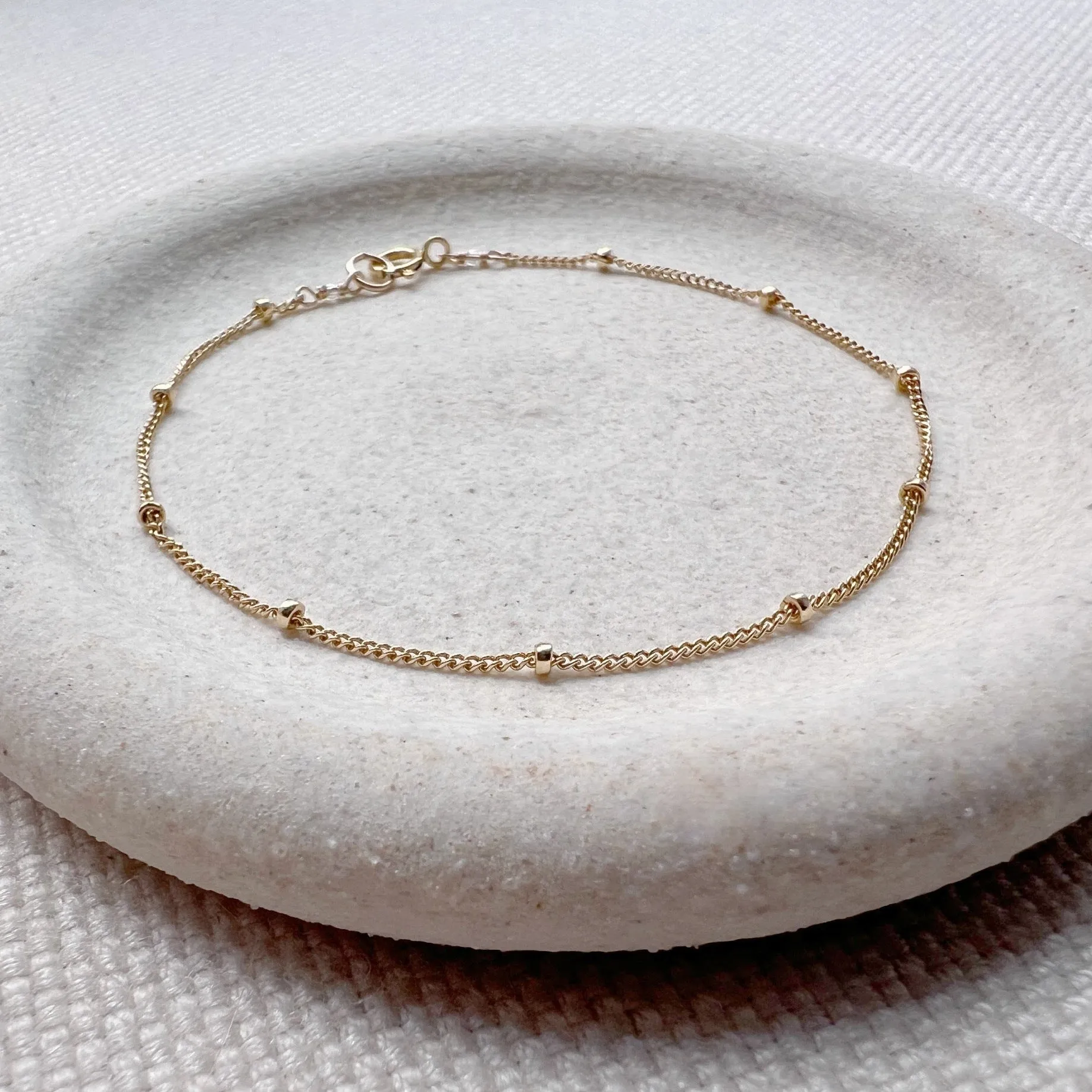 Satellite Chain Bracelet